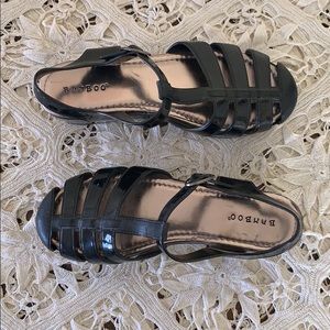 Platform black jellies